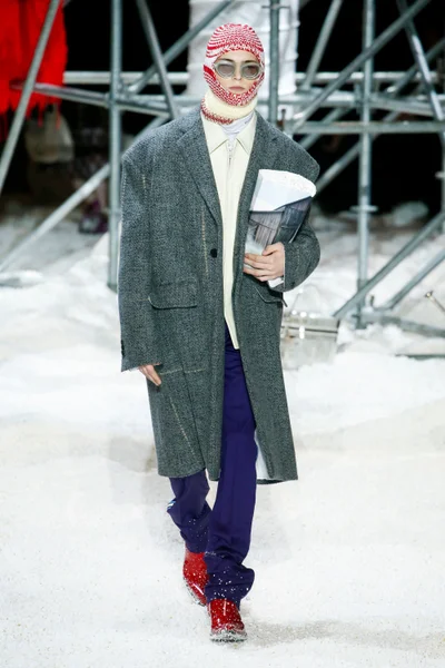 Look 59